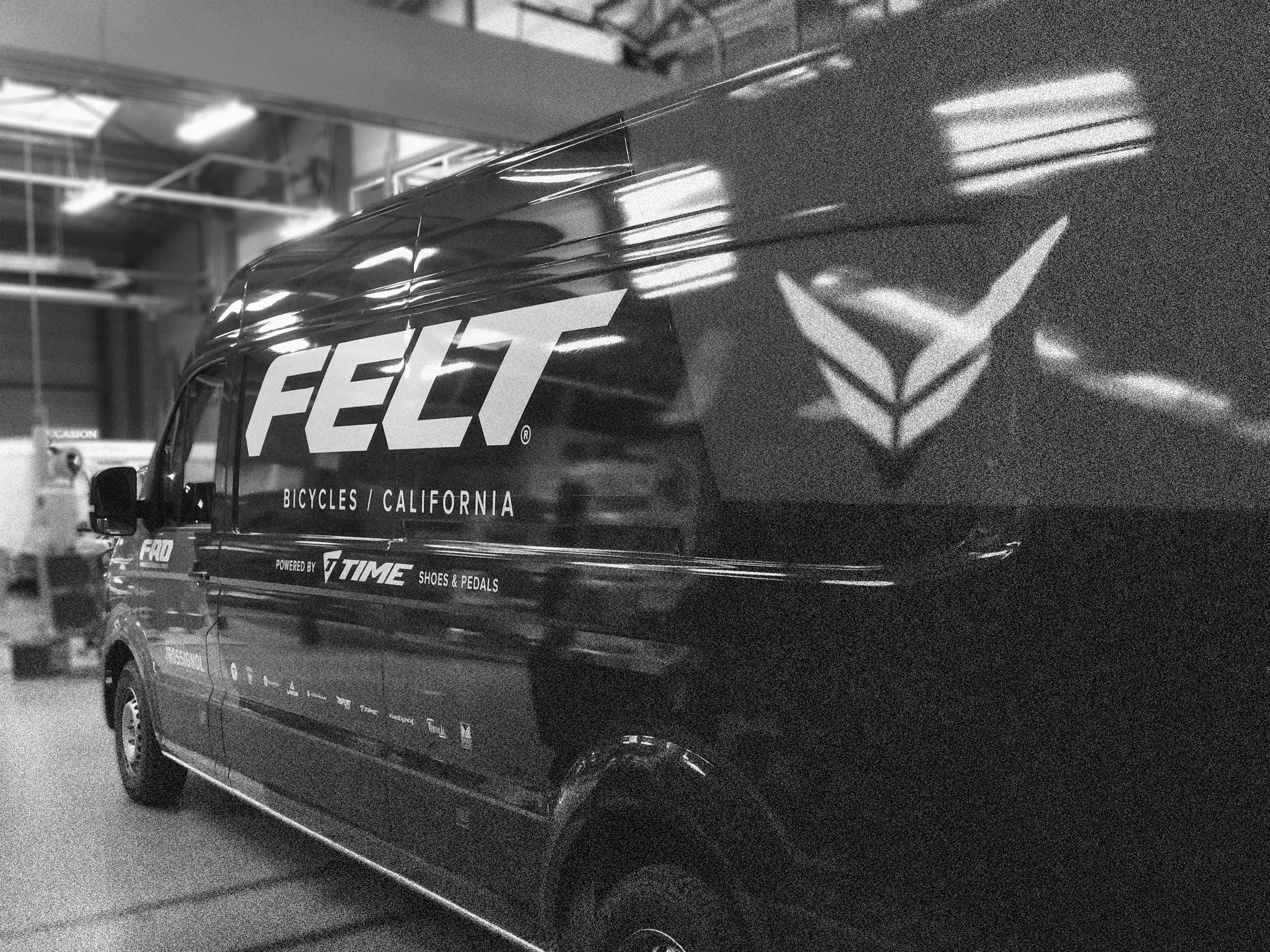 Publicit&eacute; sur v&eacute;hicule - Enseigniste &agrave; Voiron